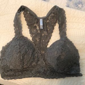 Grey lace bandeau